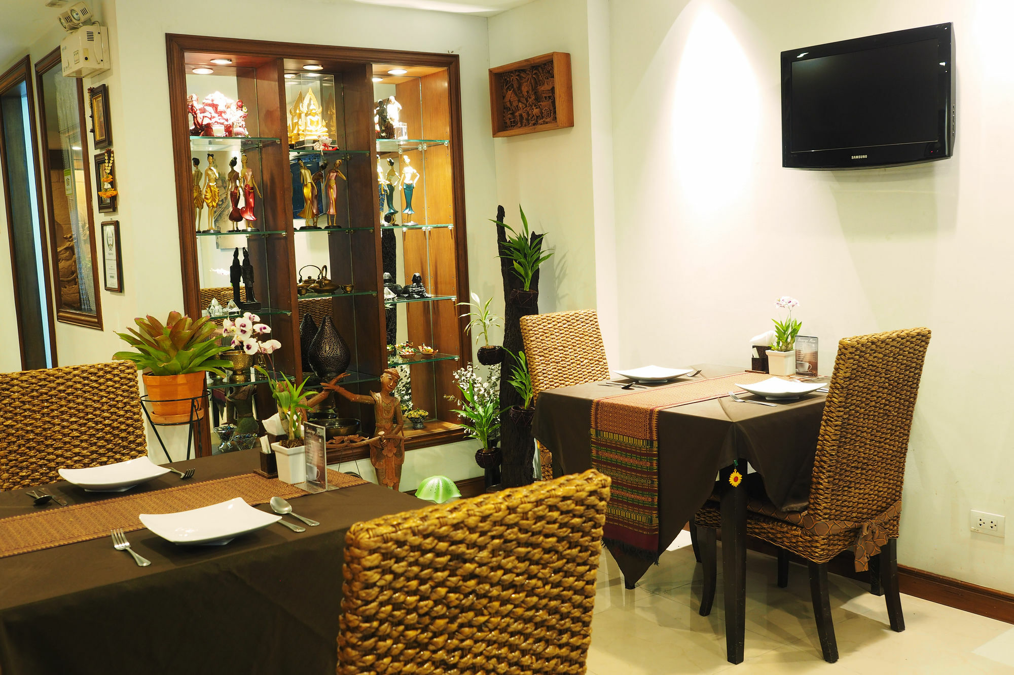 Hotel Baan Sukhumvit Soi 18 à Bangkok Extérieur photo